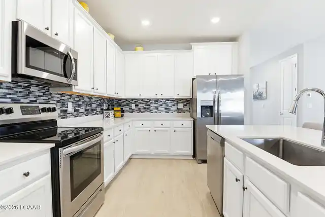 Listing Photo 6