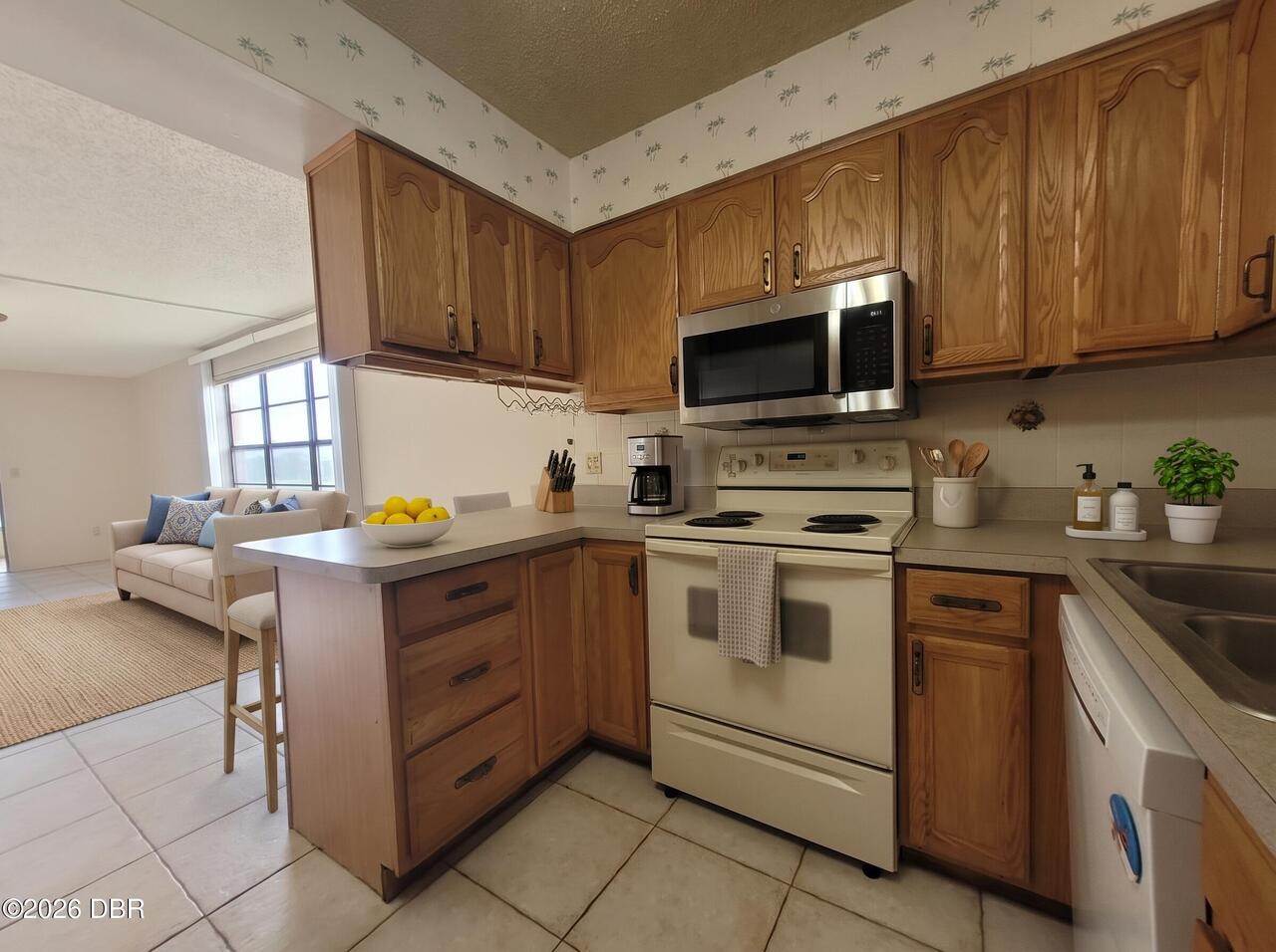 Listing Photo 8
