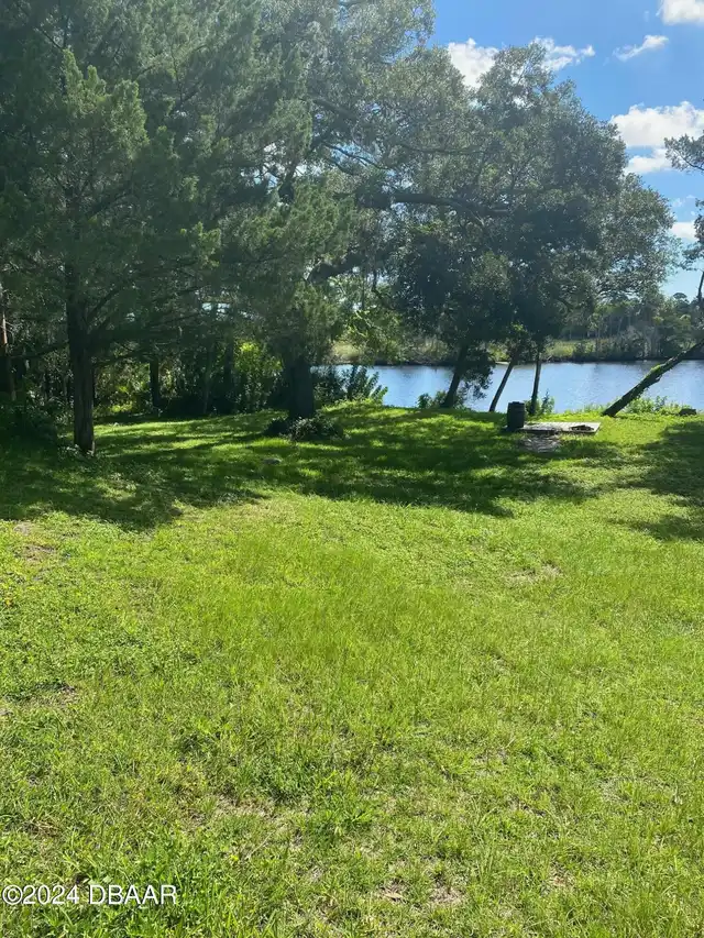 Listing Photo 11