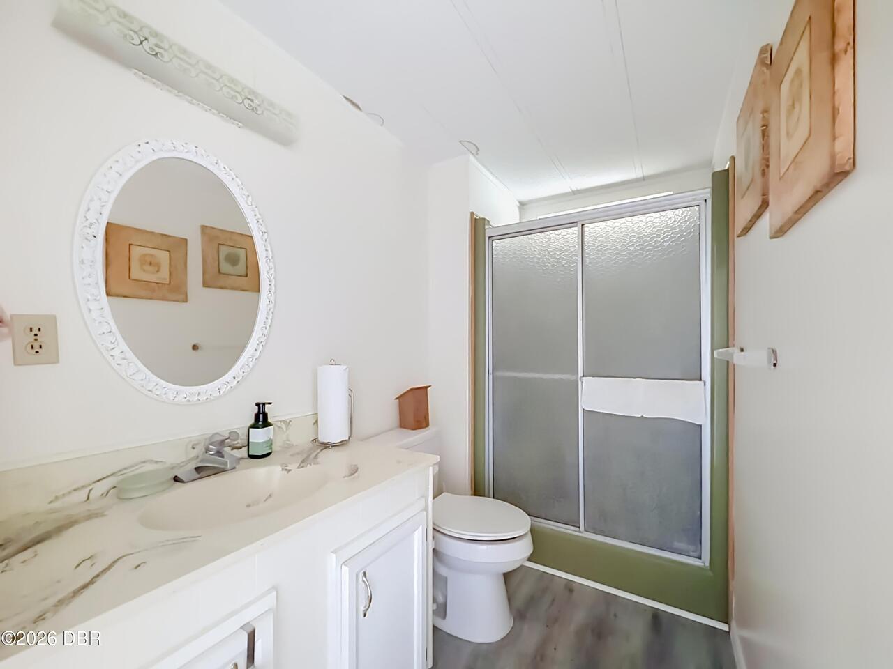 Listing Photo 11