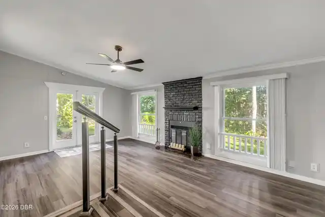 Listing Photo 18