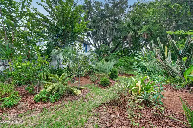 Listing Photo 10