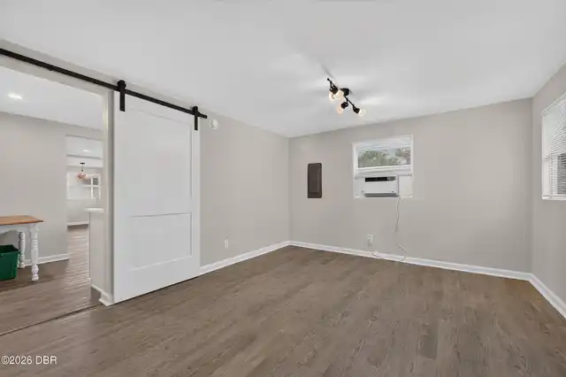 Listing Photo 13