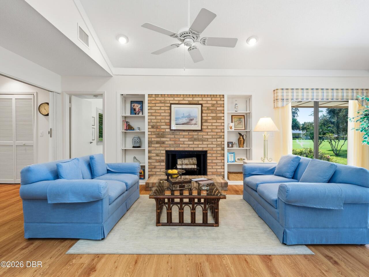 Listing Photo 12