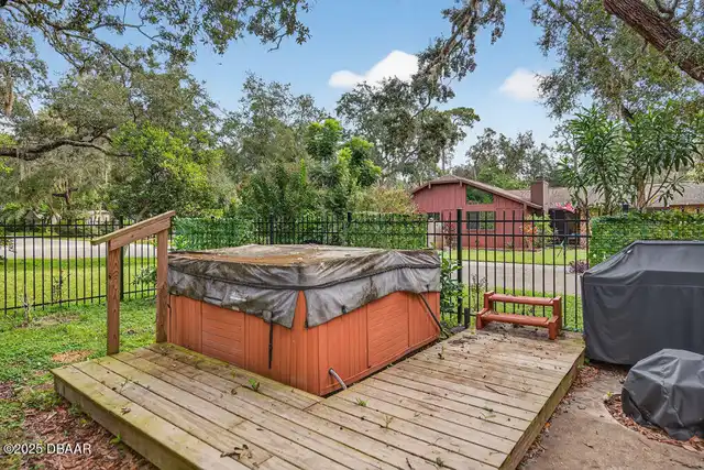 Listing Photo 18