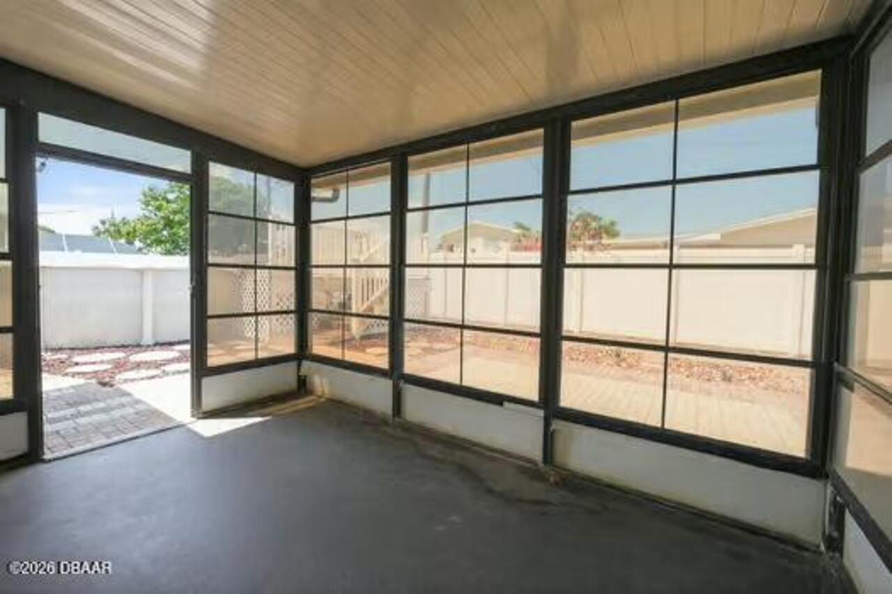 Listing Photo 22