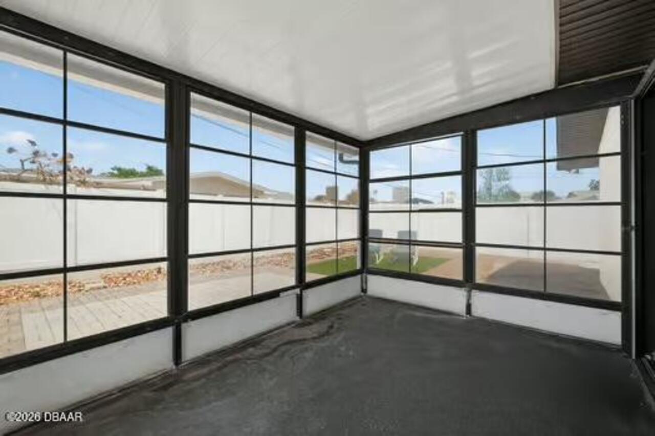 Listing Photo 23