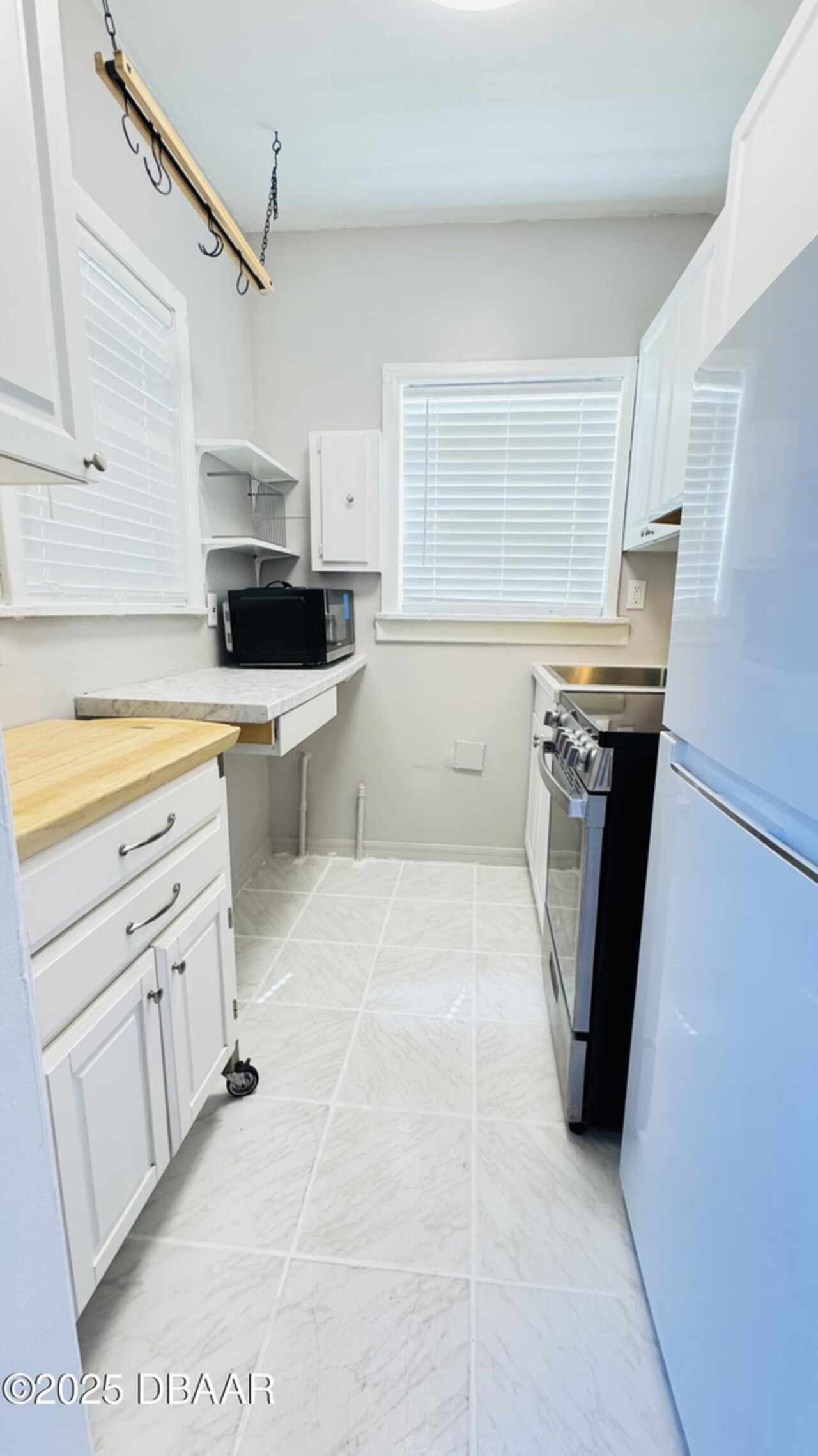 Listing Photo 14