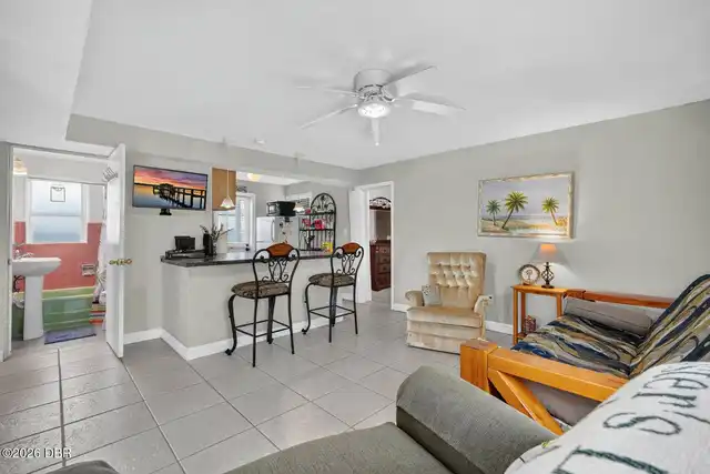 Listing Photo 7