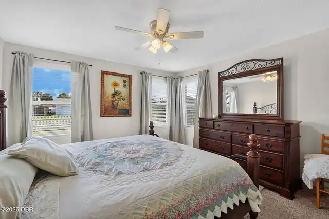 Listing Photo 16