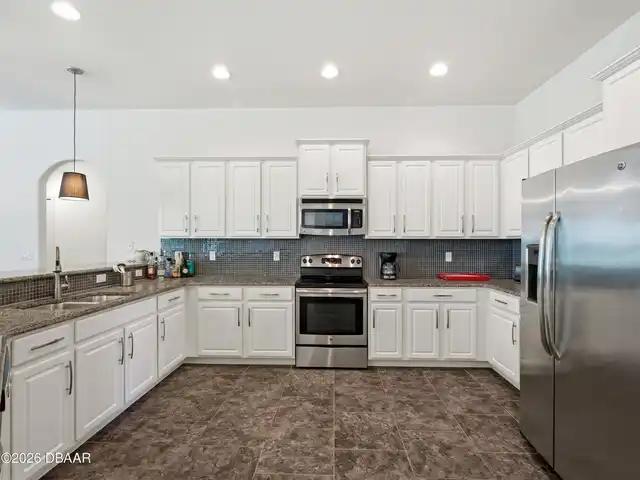 Listing Photo 16