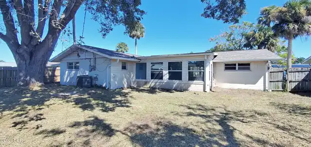 Listing Photo 17