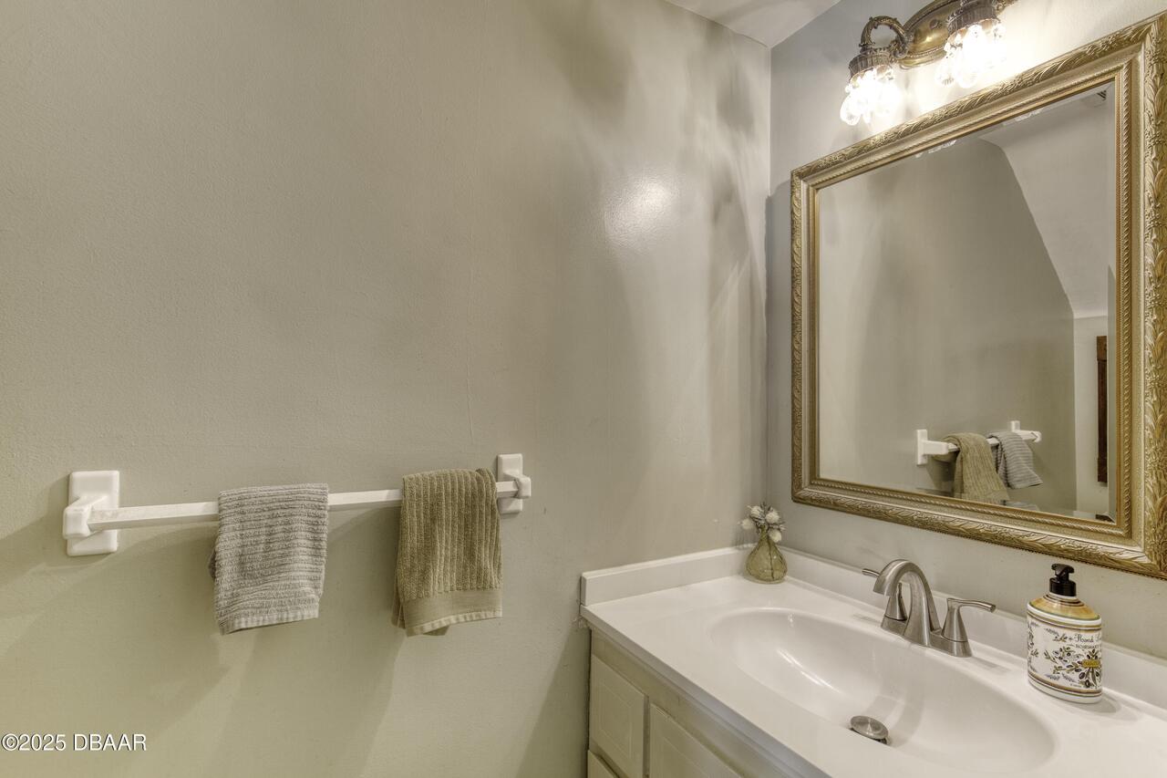 Listing Photo 32