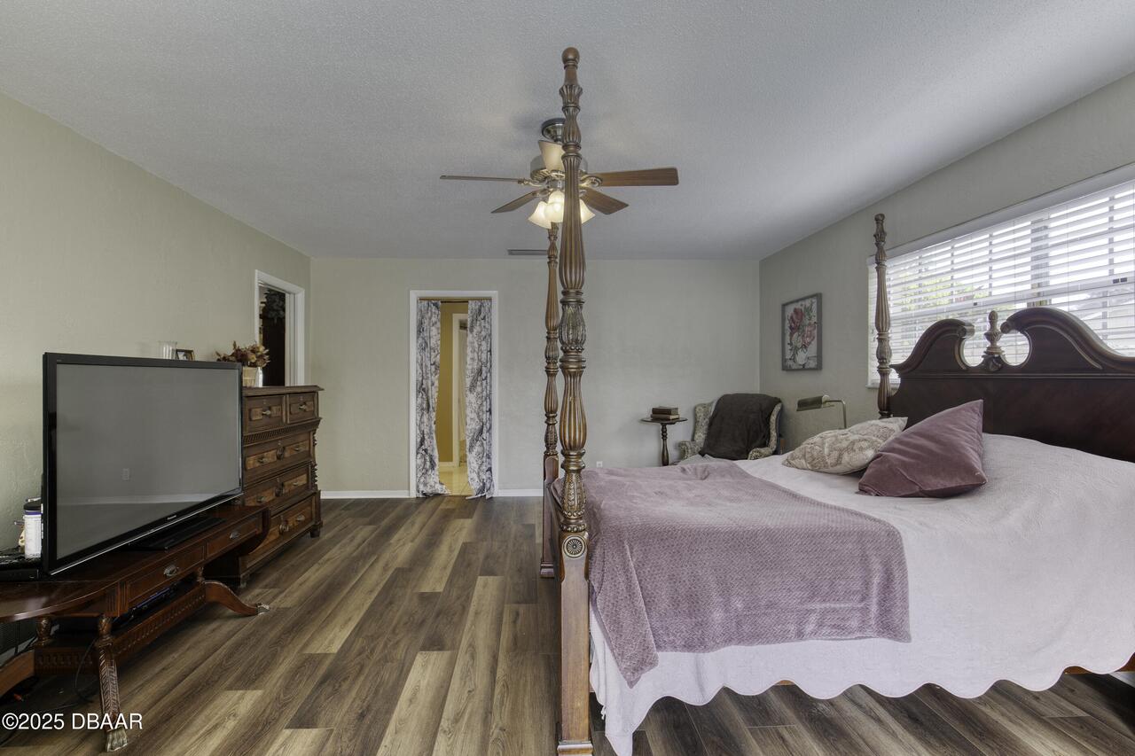 Listing Photo 42