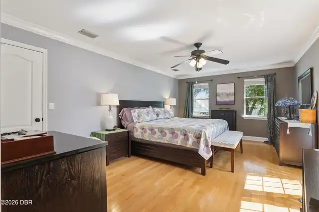Listing Photo 21