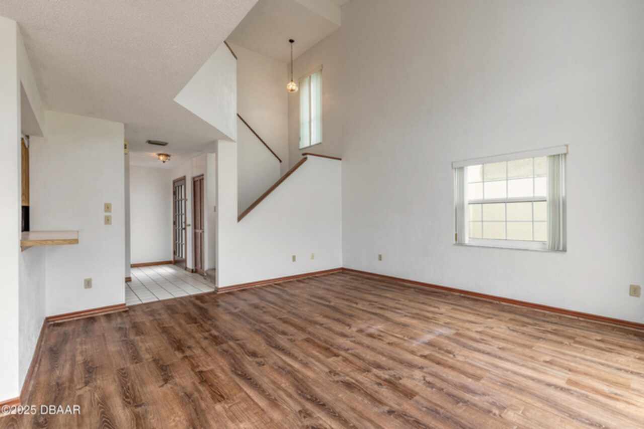 Listing Photo 7