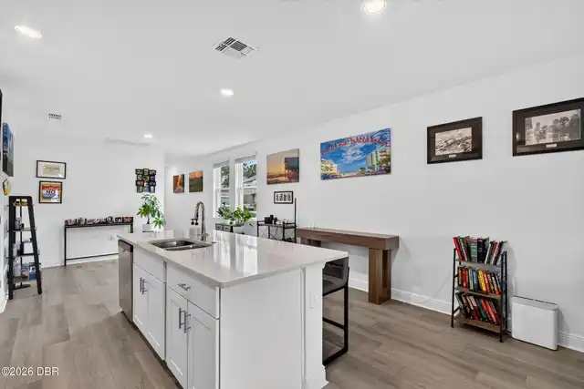 Listing Photo 15