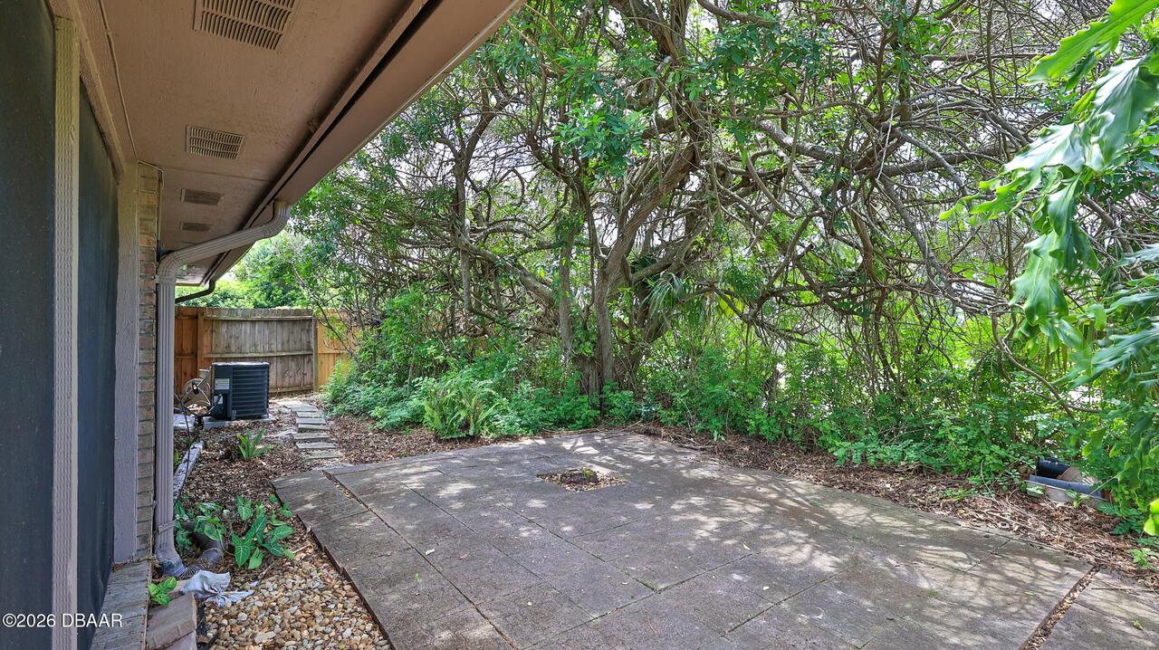 Listing Photo 17