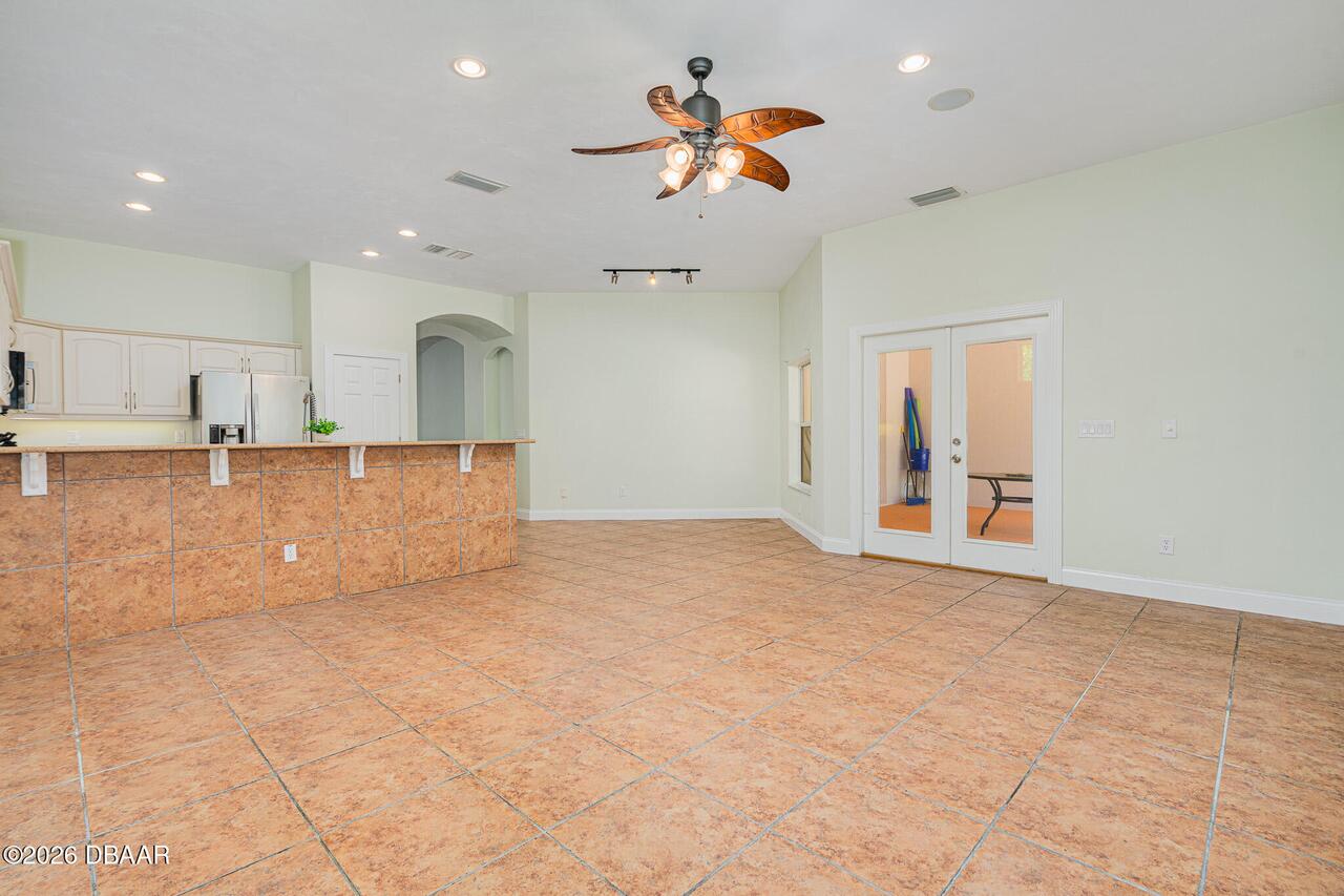 Listing Photo 16