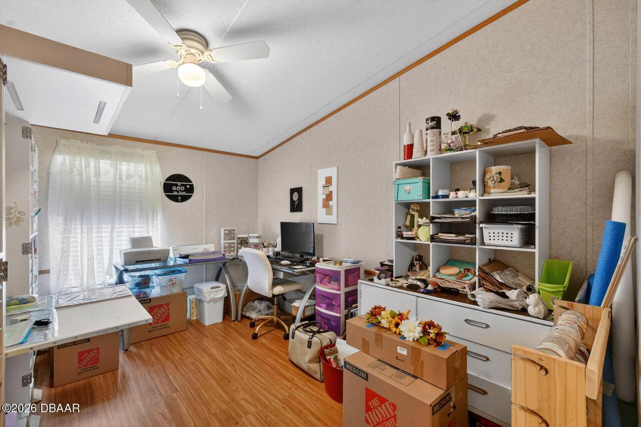 Listing Photo 17
