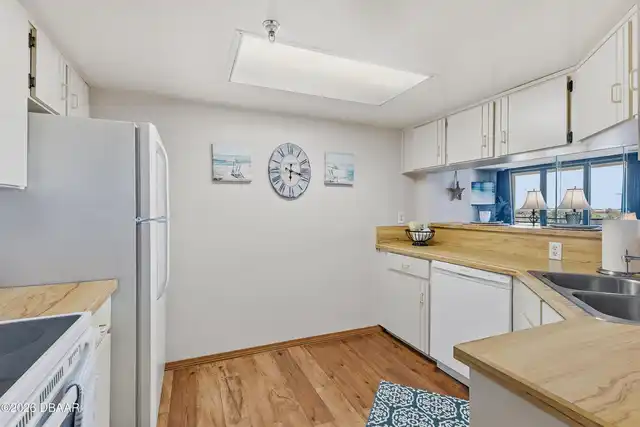 Listing Photo 21