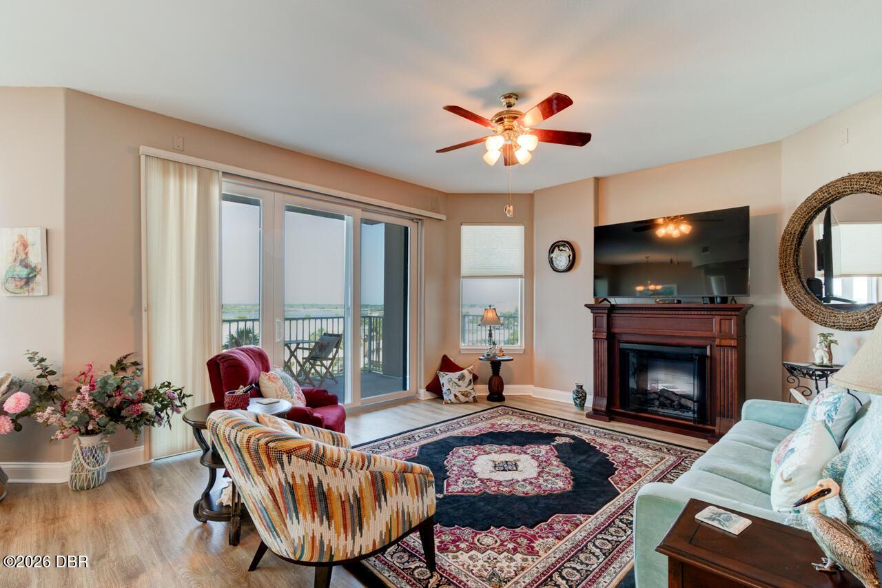 Listing Photo 11