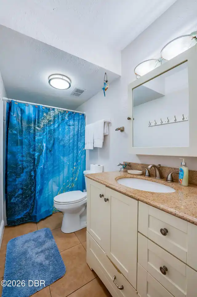 Listing Photo 9