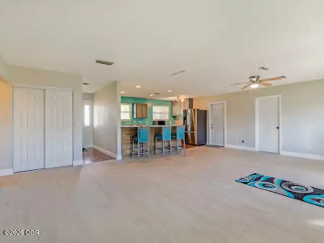Listing Photo 13