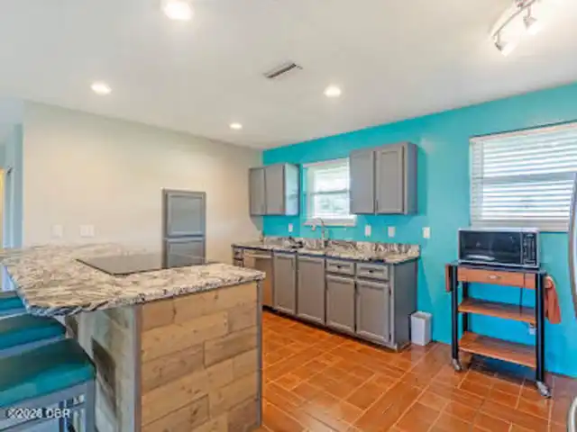 Listing Photo 19