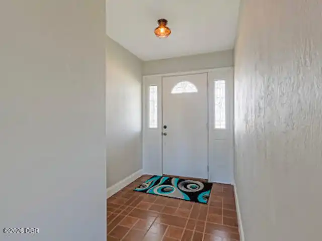 Listing Photo 25