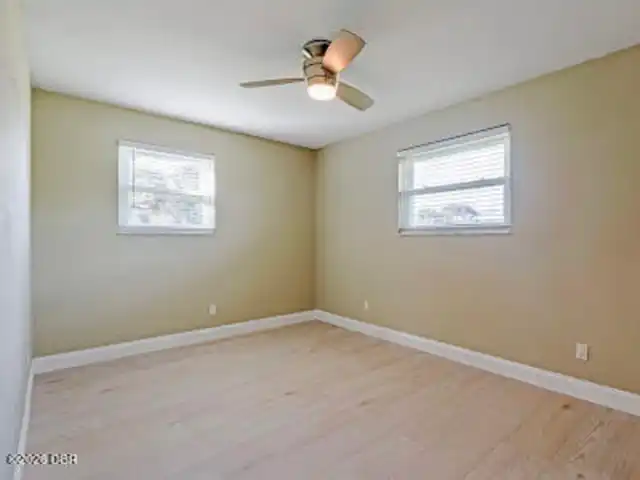 Listing Photo 27