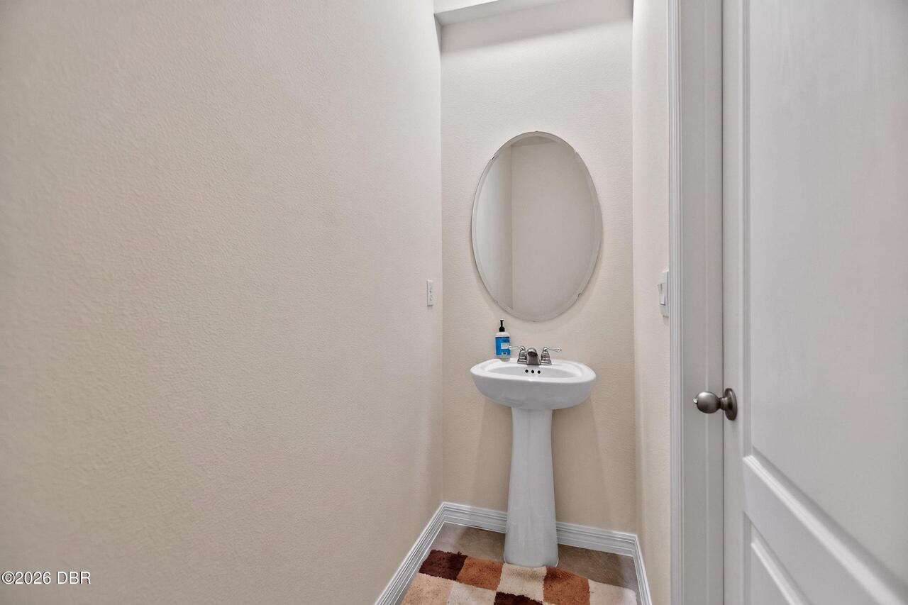 Listing Photo 9