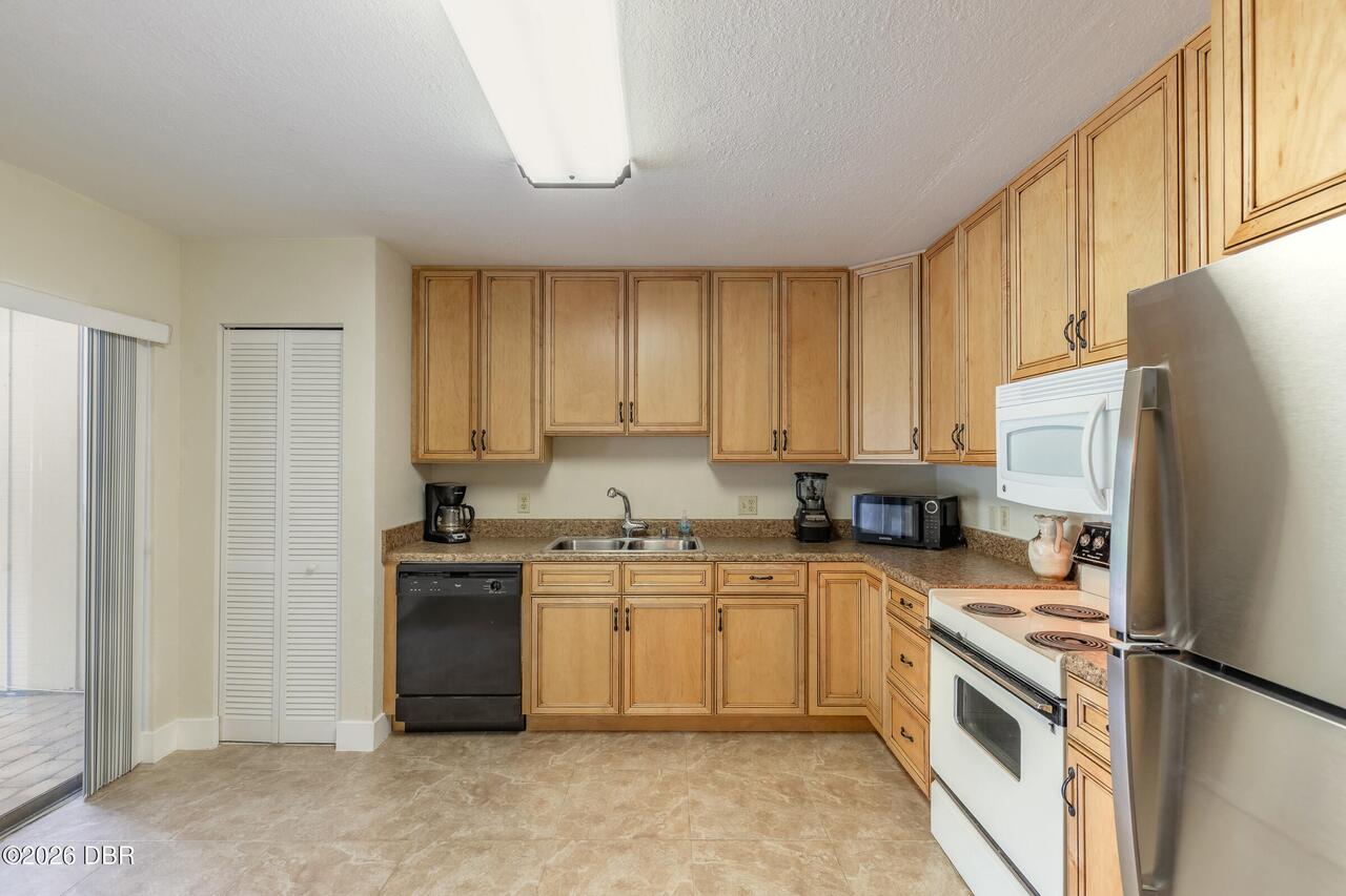 Listing Photo 25