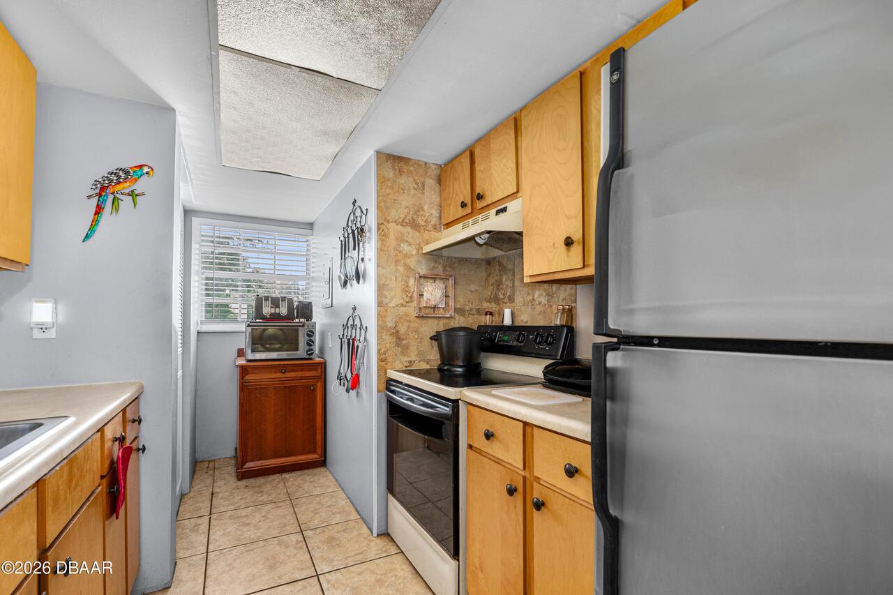 Listing Photo 8