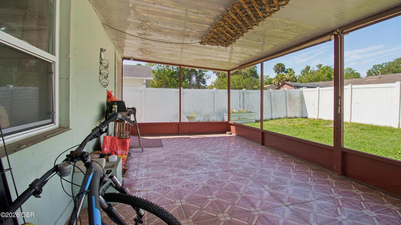 Listing Photo 14
