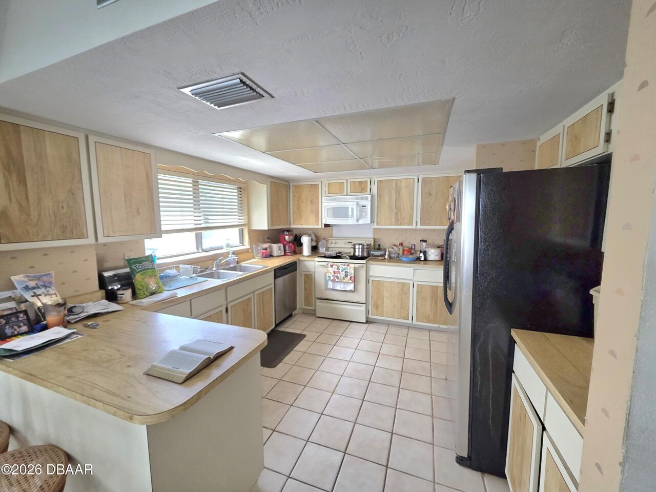 Listing Photo 12