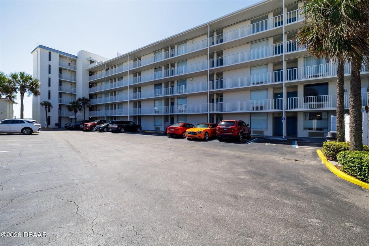 Listing Photo 12