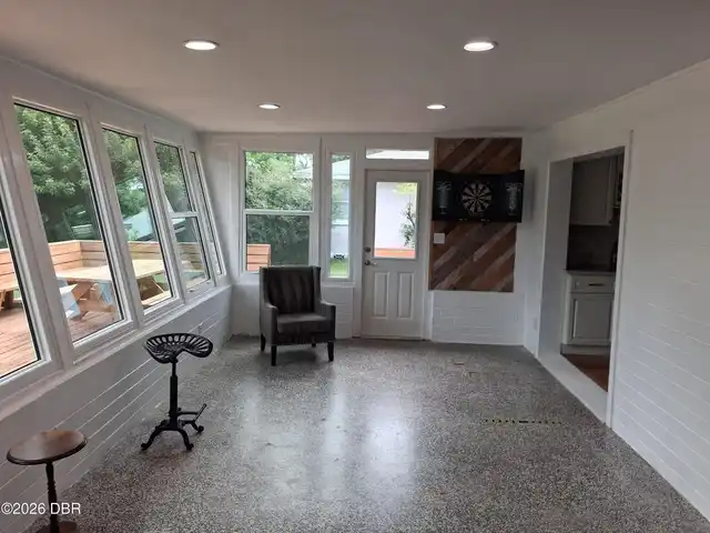 Listing Photo 17