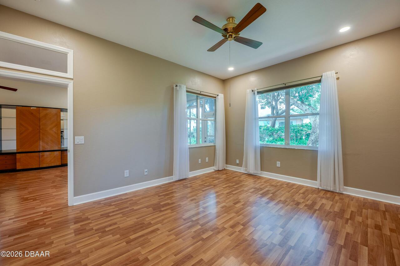 Listing Photo 21