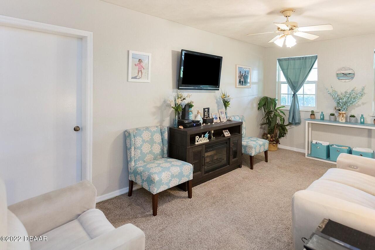 Listing Photo 11