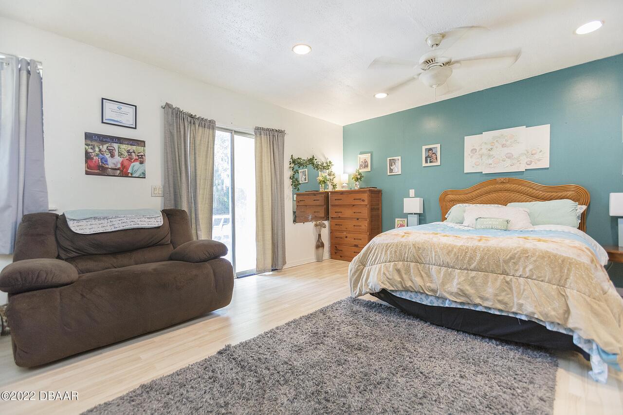 Listing Photo 16