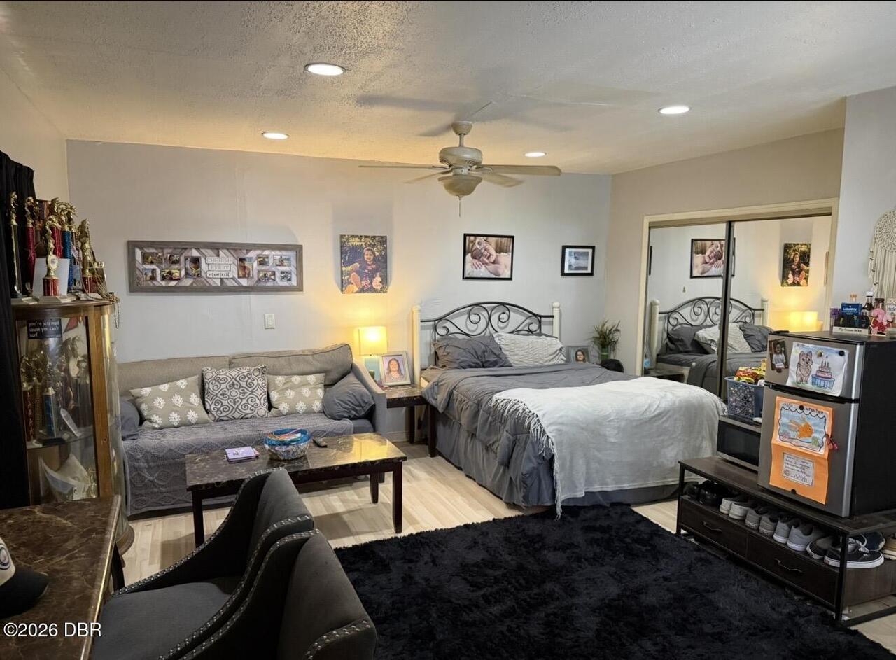 Listing Photo 17