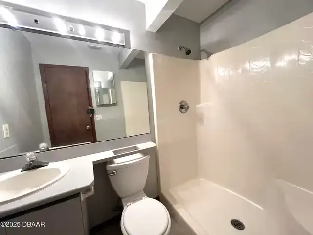 Listing Photo 13
