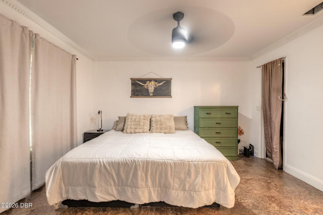 Listing Photo 16