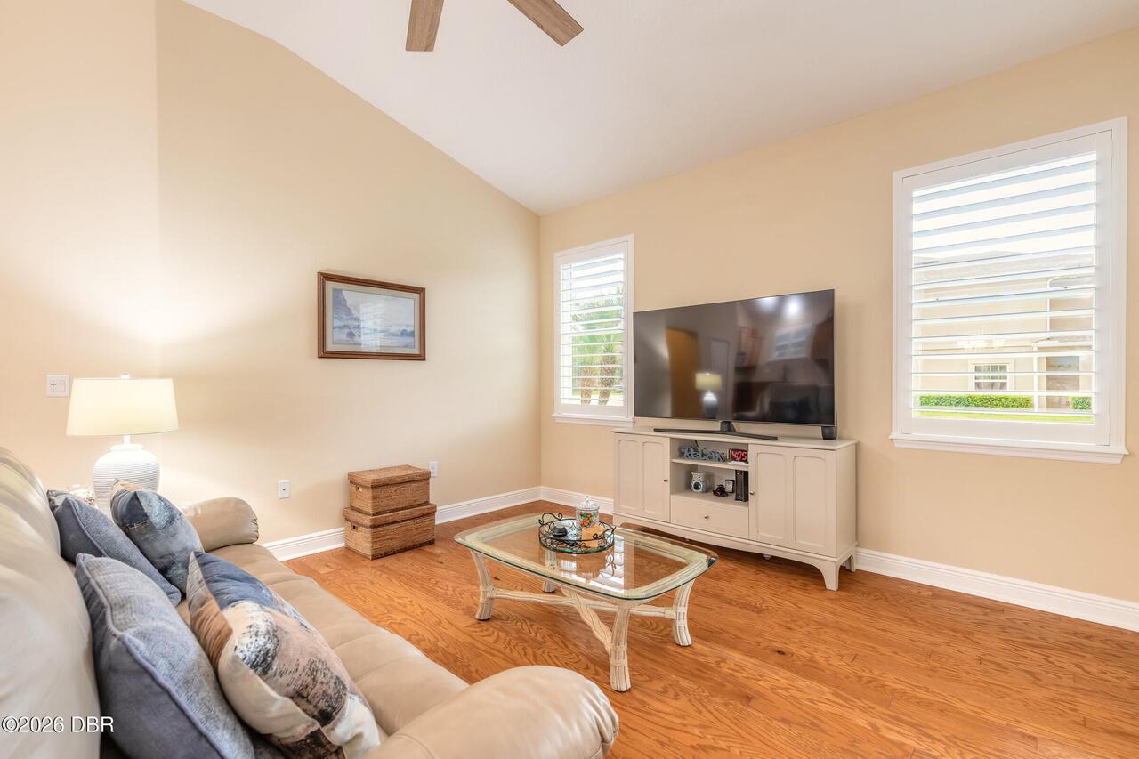 Listing Photo 7