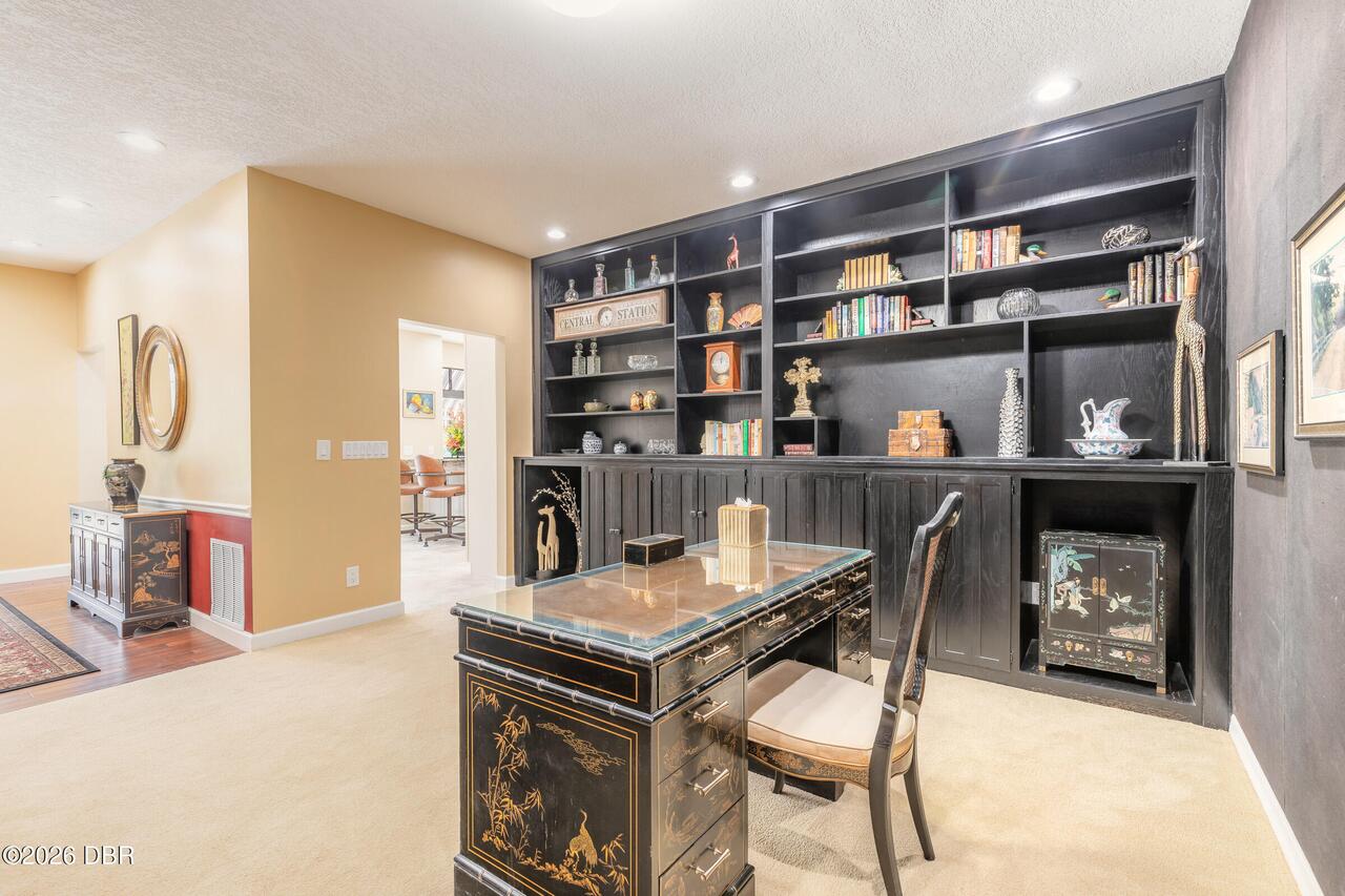 Listing Photo 14