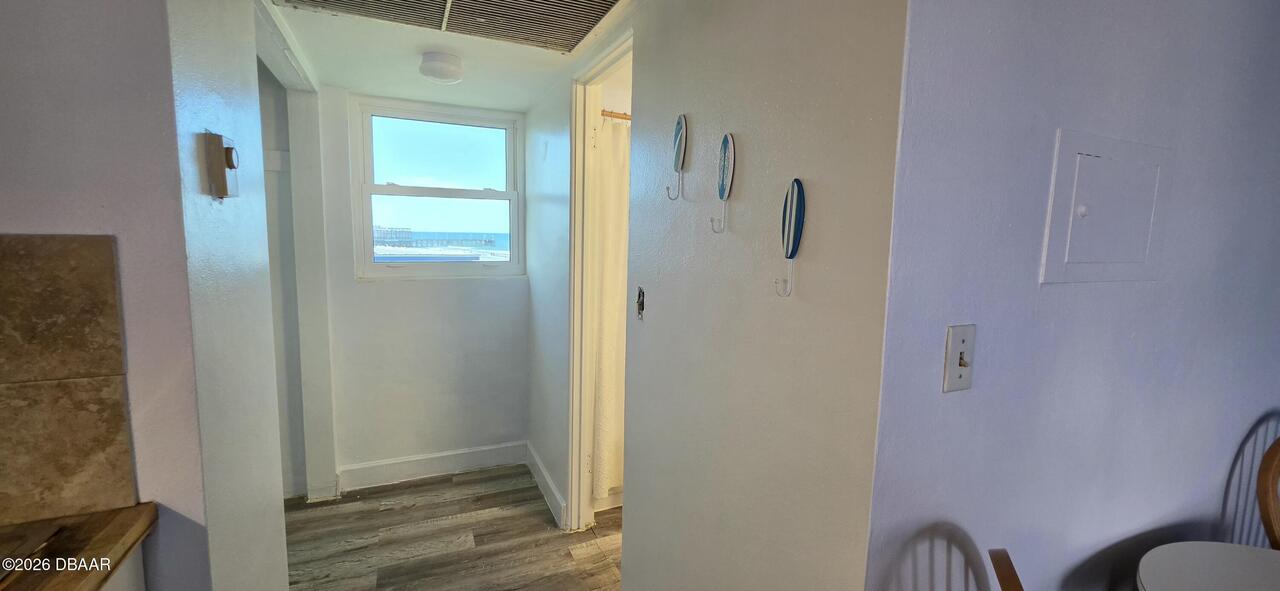 Listing Photo 12
