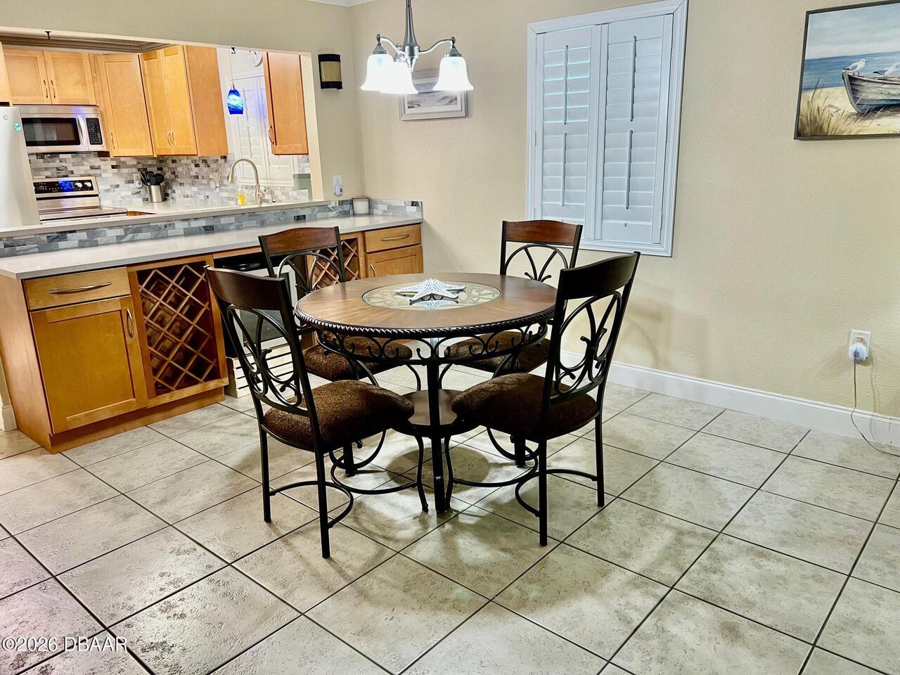 Listing Photo 14