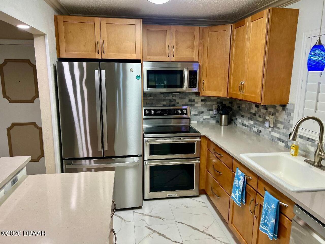 Listing Photo 16