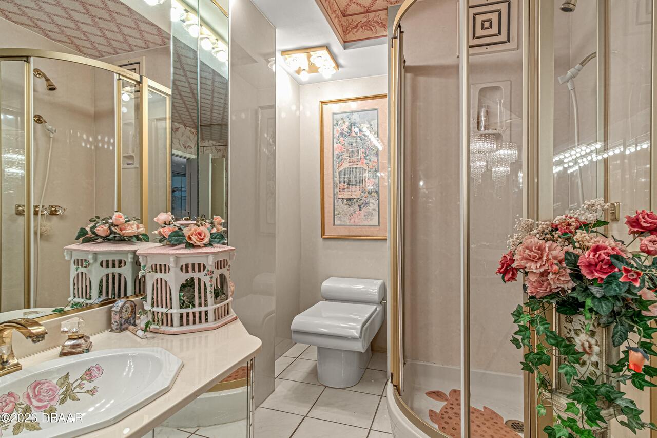 Listing Photo 10